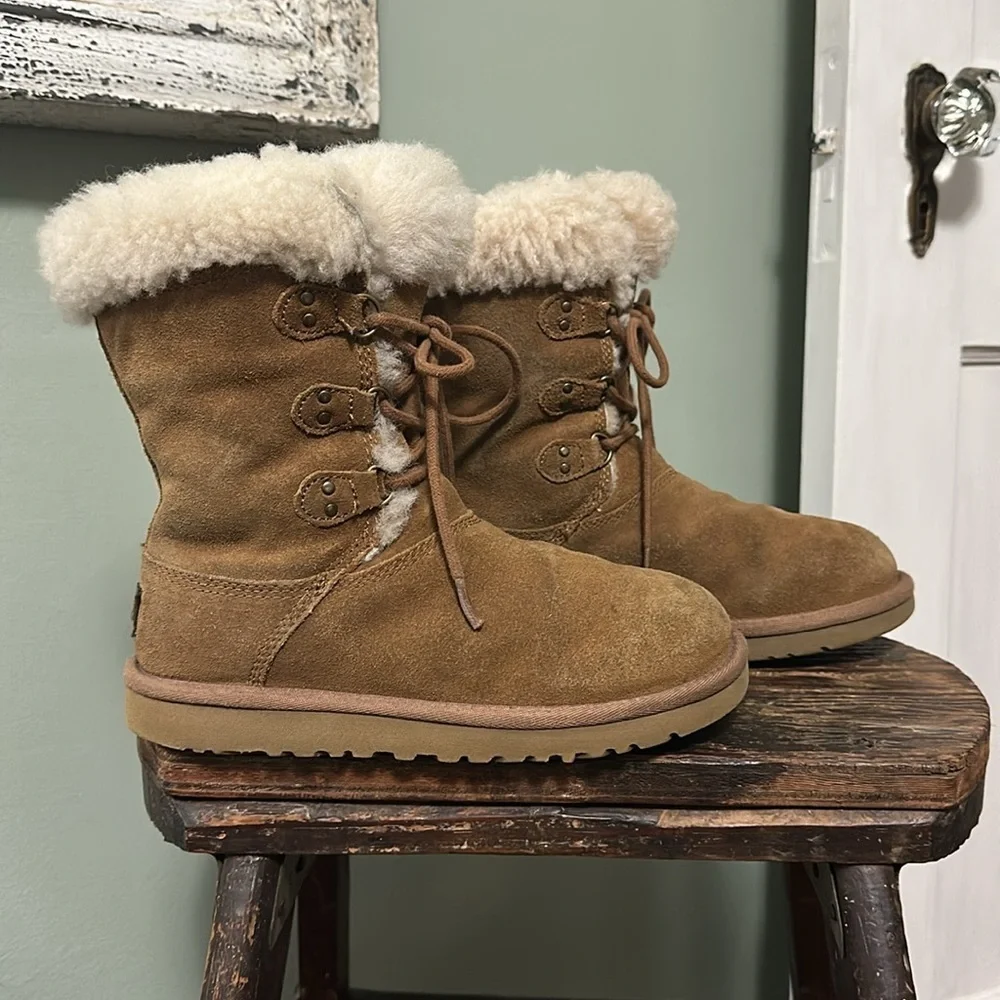 UGG Kids Sophy Shearling Boots - Chestnut